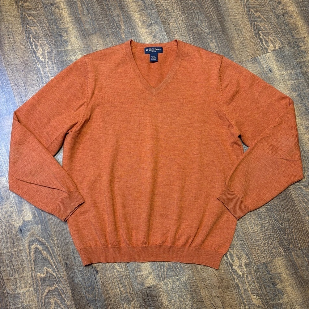 Brooks Brothers V-Neck Sweater Merino Wool Stretch Pullover Knit Orange Large